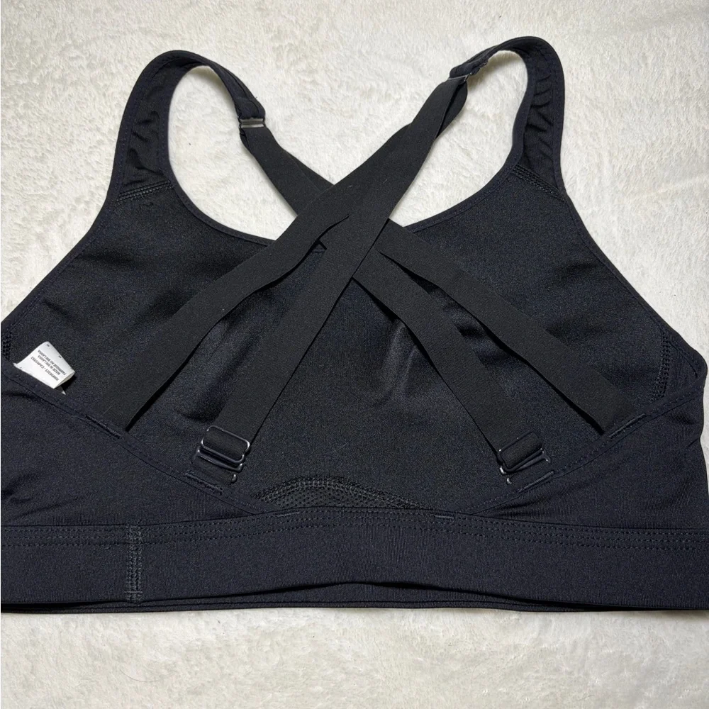 Nike Women's Black Sports Bra with White Logo‎ Sz M